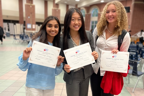 Texas Academy excels at Model UN with multiple awards